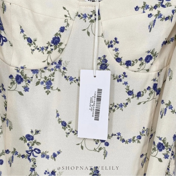 NWT Reformation Women's Lua Puff Sleeve Floral Smocked Top Sz 8, Ivory & Blue - Picture 4 of 16